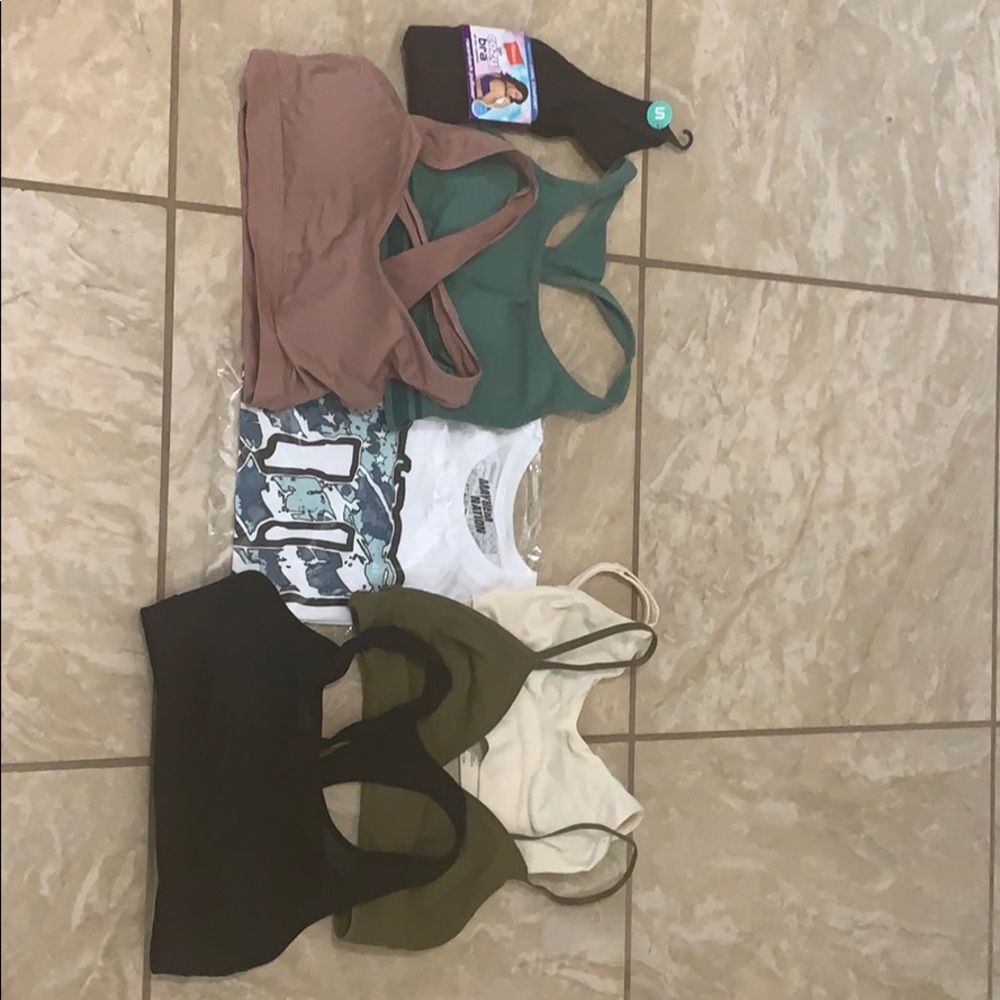 Small sports bras set